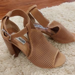 Tan ankle block heel sandal